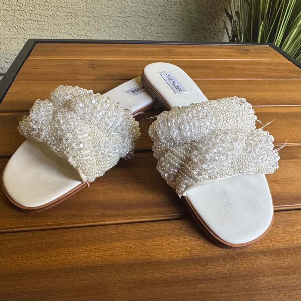 Steve Madden Women's White Beaded Slide Sandals - Picture 5 of 6
